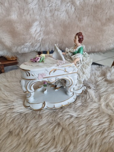 Pianiste porcelaine de - en,