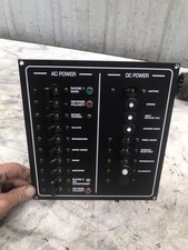 98 Four Winns 278 Vista Bateau Panneau De Contrôle Du Disjoncteur AC & DC