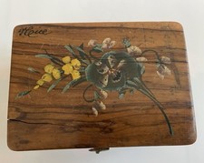 ANCIENNE BOITE EN OLIVIER