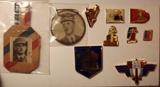 De Gaulle:   Pin's, insignes