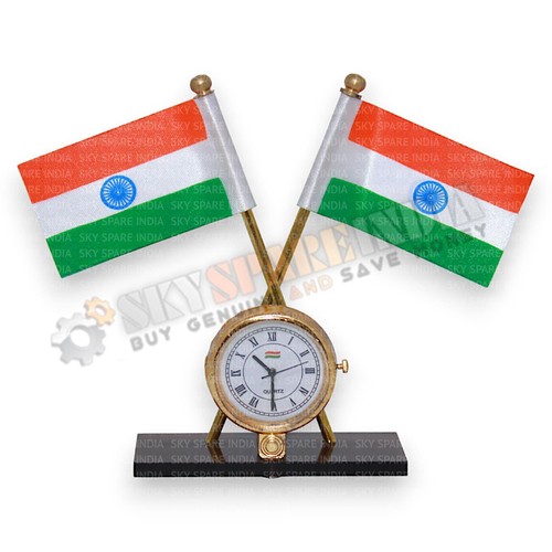 Drapeau indien avec montre