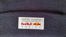 bonnet homme  Aston Martin