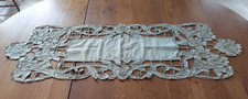 Ancienne nappe,  grand napperon centre de table en lin , broderie Richelieu.