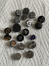 ravissants petis boutons