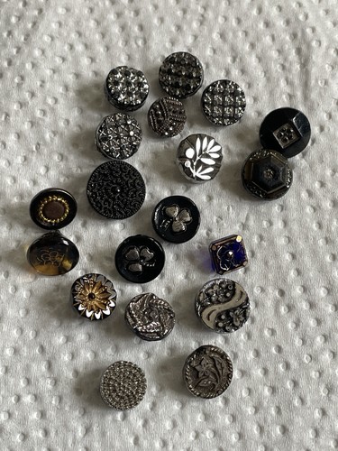 Ravissants petis boutons - petis,