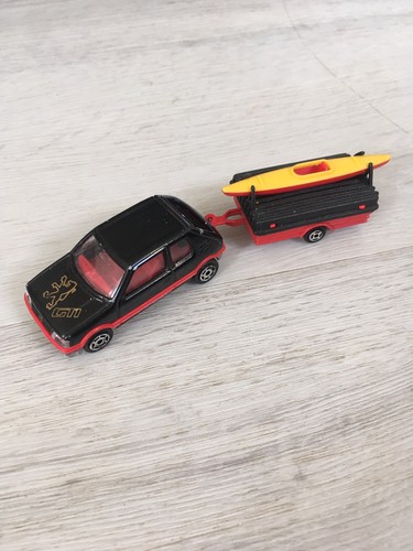 Ancienne peugeot 205 gti avec - ancienne,