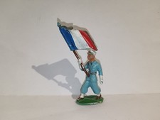 STARLUX militaire nouba rondouillard (ref 118) porte drapeau