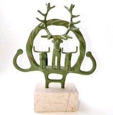 Sculpture Metal emblème Hittite Disque solaire Animal Sur socle en Pierre