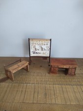 Tableau, Pupitre Et Bureau D'école Miniatures en Bois - Diorama - Ancien Vintage
