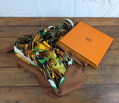 Carré hermès cols verts - hermès,