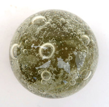 Tres Jolie Boule avec Bulles Presse Papier Sulfure Poids 650Gr Verre Soufflé