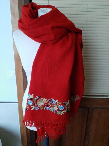 Superbe châle rouge - , vintage