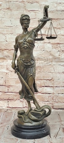 Sculpture bronze justice - sculpture, en