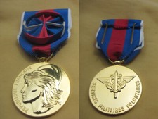 Médaille Services Militaires Volontaires échelon Or  Neuve