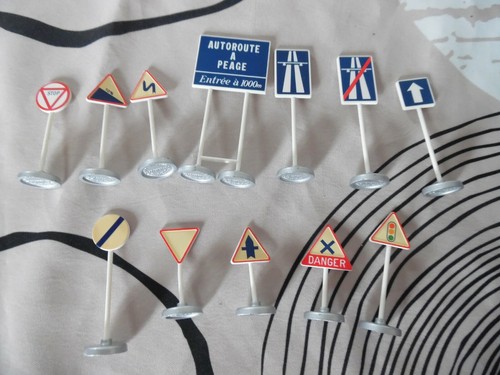 Dinky toys lot - lot, 12
