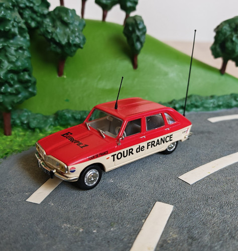 Voiture miniature renault - voiture,