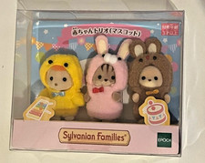 Ensemble mascotte trio bébé
