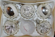 5 ANCIENNES GROSSES BOULES DE NOEL EN VERRE DES ANNEES 60/70 . ø 80mm . GDR