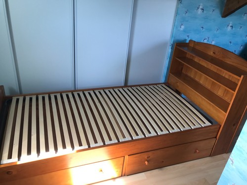 Lit une personne 190 - une,