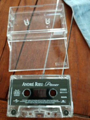 Cassette audio tape andre - , tape:andre
