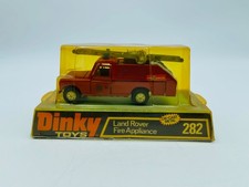 DINKY TOYS 282 LAND ROVER Fire Appliance 1.43