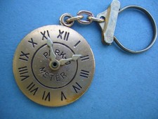 Porte clés  - Montre Disque HORODATEUR  Park-o Meter - Auto Accessoires Nîmes