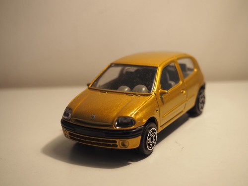 Voiture miniature renault - voiture,