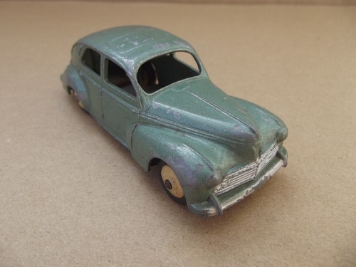 Dinky toys peugeot 203 vert - dinky,