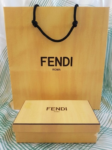 Ensemble fendi boîte - ensemble, :