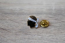 PIN'S TÊTE DE MAURE BANDEAU