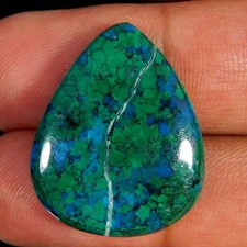 23.70Cts. Cabochon de poire de