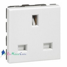 Prise de courant 2P+T 13A standard britannique Mosaic blanc Legrand 077505