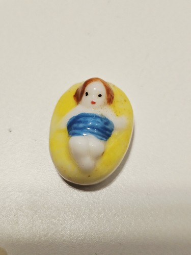 Figurine miniature - , en