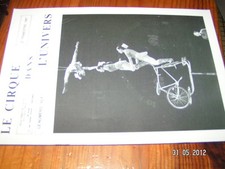 Le Cirque dans L'Univers