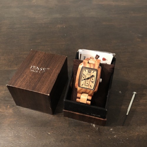 Tense light tone - tense, sandalwood