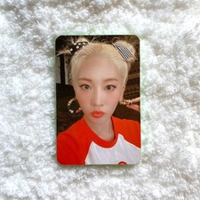 LOONA Kim Lip 12:00 C version Official Photocard