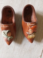 paire de sabot en terre cuite l isle d adam le croisic