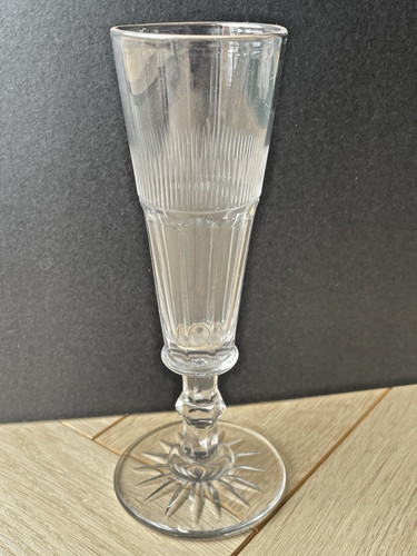 Ancien verre flute - verre,