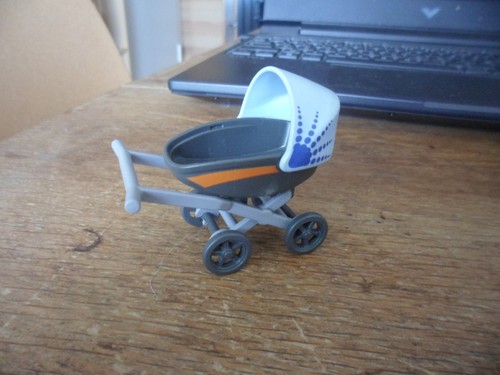 Poussette playmobil