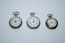 Lot mini montres a - de,