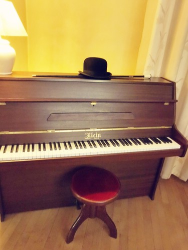 piano droit klein