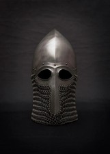 Casque médiéval normand