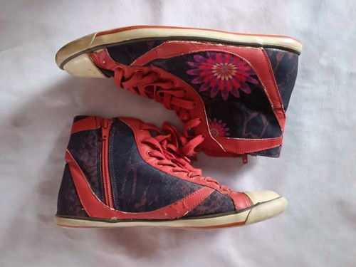 Paire chaussures baskets - paire,