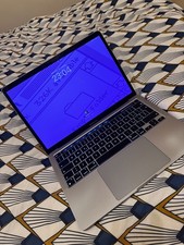 MacBook Pro Apple M1 3,2 Ghz 8 Go 256 Go SSD MacBook Pro Touch Bar Boite