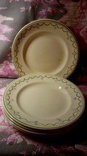 5 anciennes Assiettes plates
