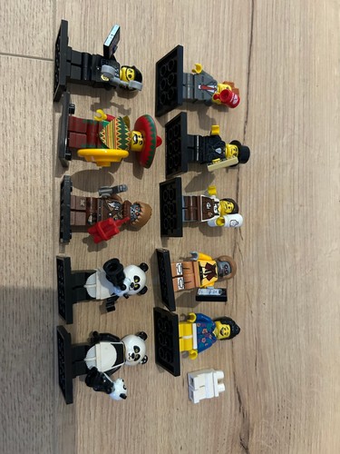 Lot environ 120 - , figurines