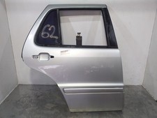 1637301605 porte arrière