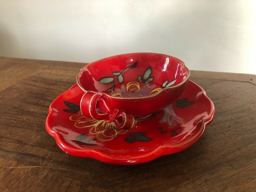 Jolie tasse décor stylisé - jolie, a