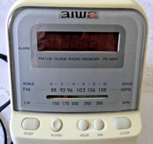 Radio réveil aiwa modèle - radio,