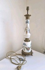 ancienne lampe opaline et bronze   vieux Paris  FRANCE Peint main 